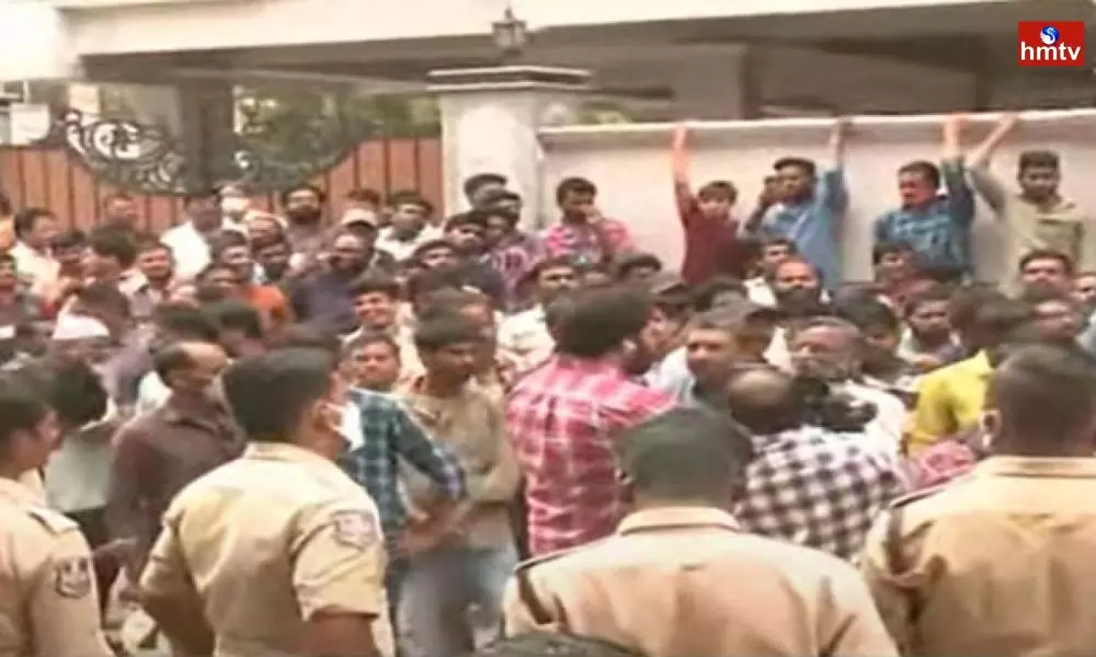 Cine Workers Protest Infront of Film Federation