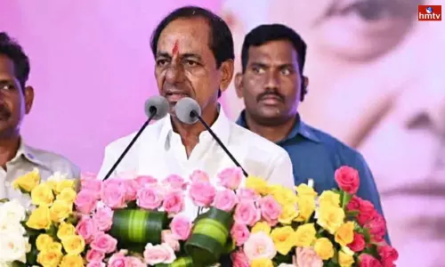 KCR Hits Out at PM Modi, Calls Him Salesman KCR Hits Out at PM Modi, Calls Him Salesman