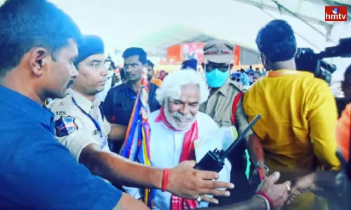Gaddar Came to the Parade Ground for BJP Vijaya Sankalpa Sabha Gaddar Came to the Parade Ground for BJP Vijaya Sankalpa Sabha