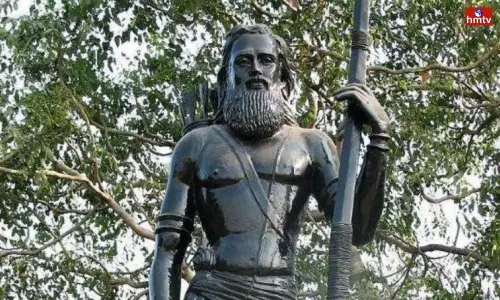 Alluri Sitarama Rajus Patriotism And Sacrifice Should be Taken as an Example by the Youth