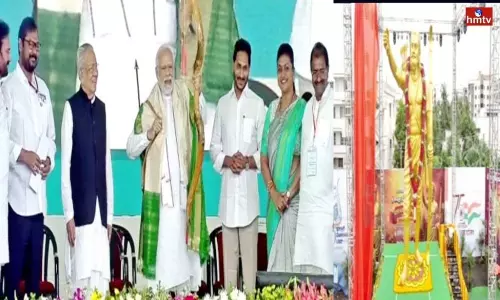 PM Narendra Modi Reached Bhimavaram Sabha | AP News