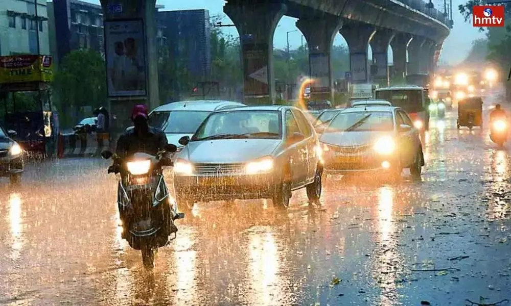 Hyderabad is flooded with rain