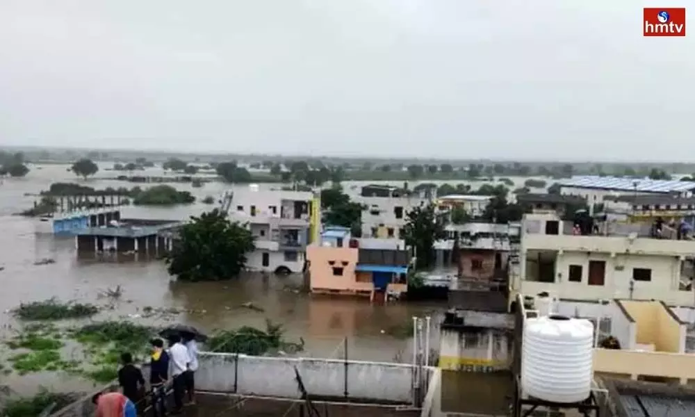 Heavy flood in Auto Nagar in Bhainsa of Nirmal district