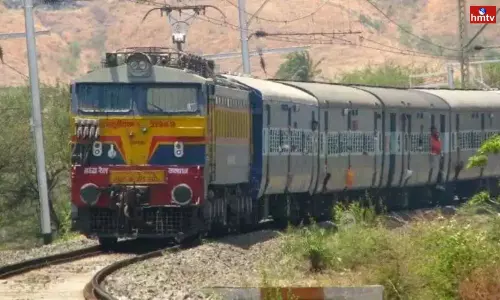 Good News for Railway Passengers Service Charge Canceled in Premium Trains Good News for Railway Passengers Service Charge Canceled in Premium Trains