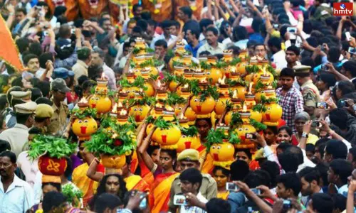 Today Lal Darwaja Simhavahini Bonalu