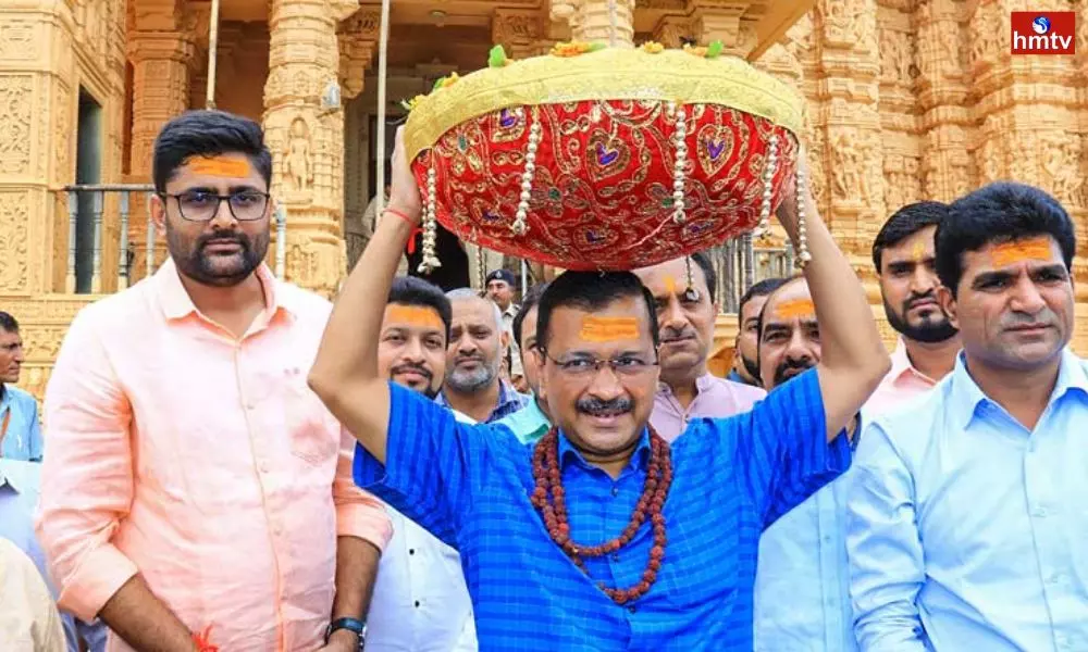 Delhi CM Arvind Kejriwal Visits Somnath Temple