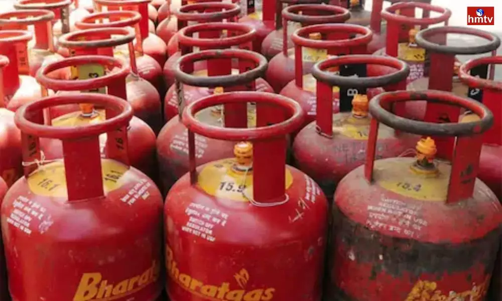 Commercial LPG Cylinder Price Reduced by Rs 44