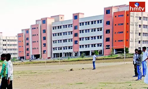 బాసర ట్రిపుల్ ఐటీలో కరోనా కలకలం