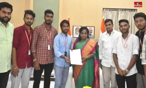 Basara IIIT Students Meet Governor Tamilisai Soundararajan Basara IIIT Students Meet Governor Tamilisai Soundararajan