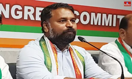 Congress Leader Addanki Dayakar Apologies To Komatireddy Venkat Reddy