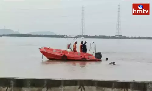 Six Students Missing At Ferry Ghat Six Students Missing At Ferry Ghat