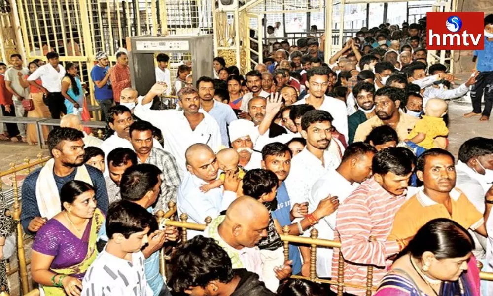 Crowd of Devotees in Srisailam Temple