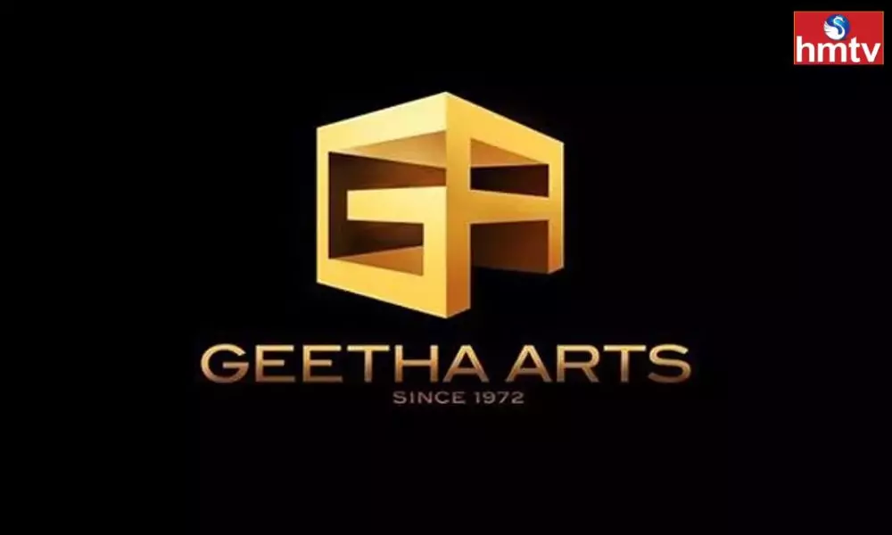 Director Dasarath Enter Into Geetha Arts Compound