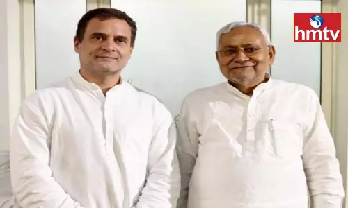 Nitish Kumar Meets Rahul Gandhi