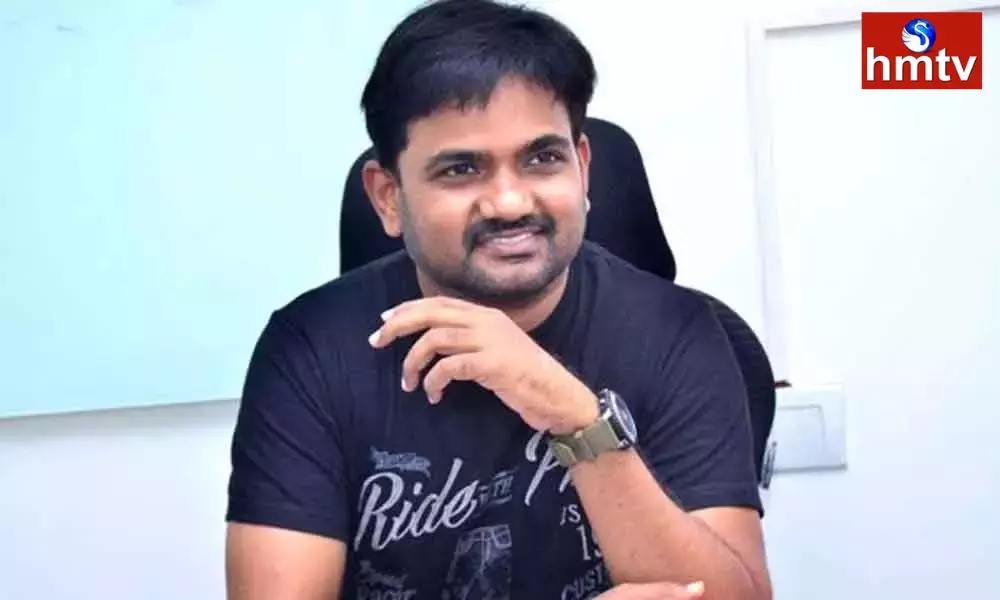 Maruthi is Planning a Universal Title For Raja Deluxe