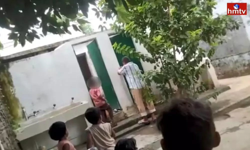 Primary School Students Made to Clean Toilet by Principal in Uttar Pradesh