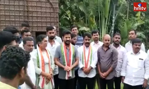 Palvai Sravanthi and Krishna Reddy Meet TPCC Chief Revanth Reddy