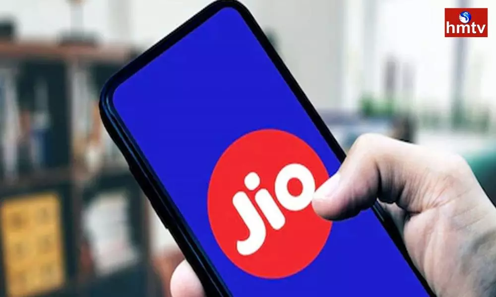 Jio has introduced an annual plan of Rs 2,999 on the occasion of its 6th anniversary