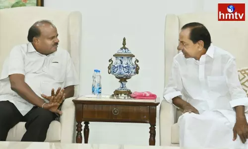 JDS Leader Kumaraswamy Meet CM KCR