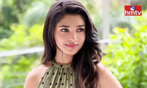 Heroine Krithi Shetty Lacking Hits Despite Huge Offers