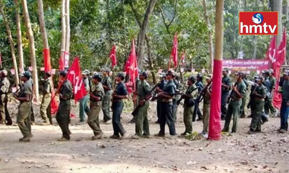 Maoist Ramanna Wife Surrender Before Telangana Police