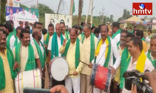 Amaravati Farmers Maha Padayatra Continues on 15th Day