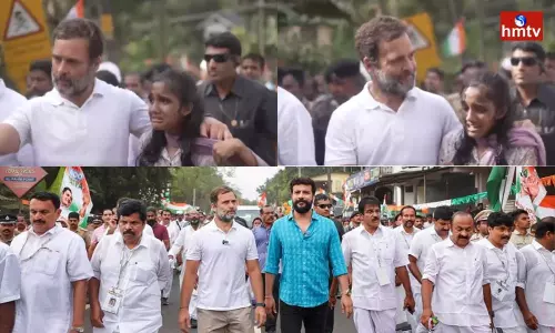 Young woman is emotional seeing Rahul Gandhi