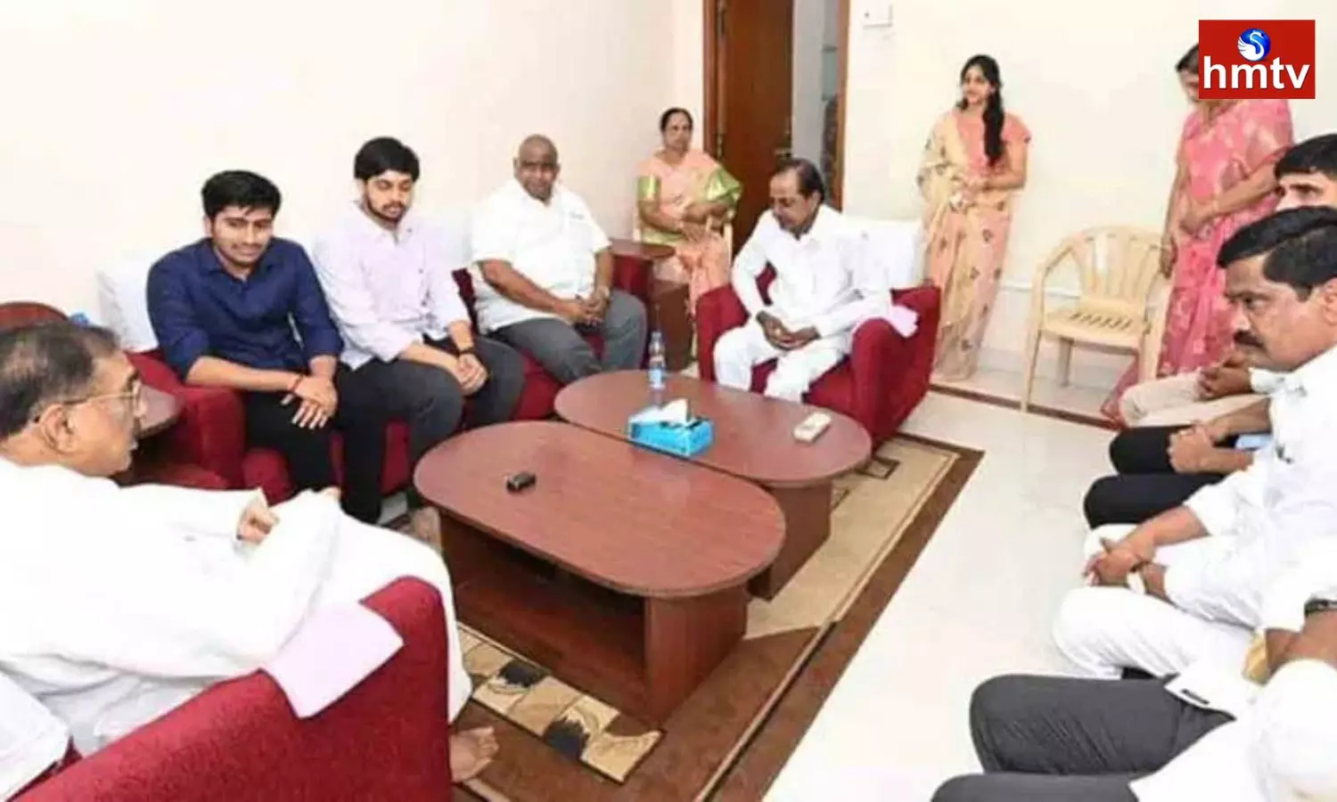 CM KCR Visits Ex MP Captain Laxmi Kantha Rao home