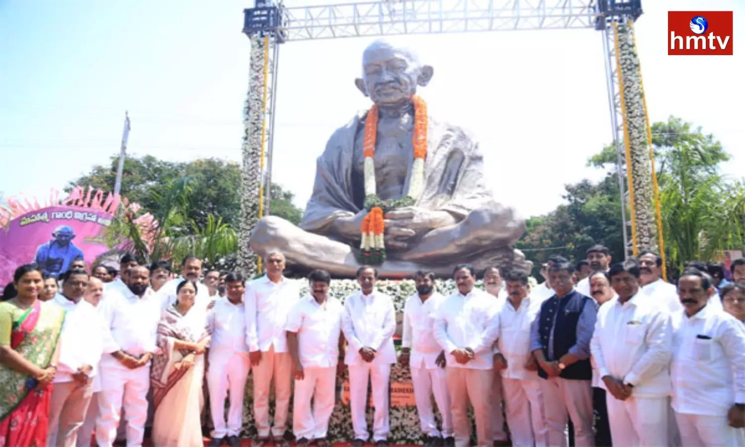 CM KCR Unveiled the Statue of Mahatma Gandhi CM KCR Unveiled the Statue of Mahatma Gandhi