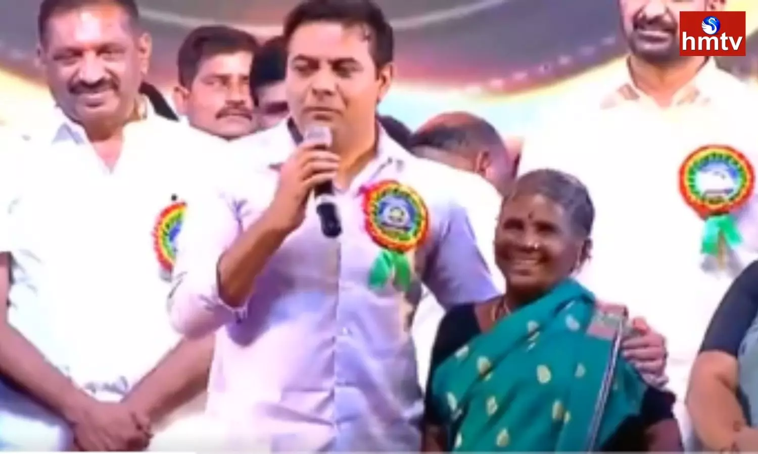 Minister KTR Mentioned Gangavvas Talent in the Meeting