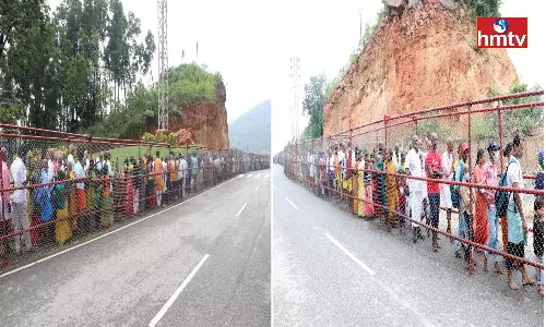 Tirumala: తిరుమలలో భక్తుల రద్దీ.. శ్రీవారి సర్వదర్శనానికి 24 గంటలకు పైగా సమయం..