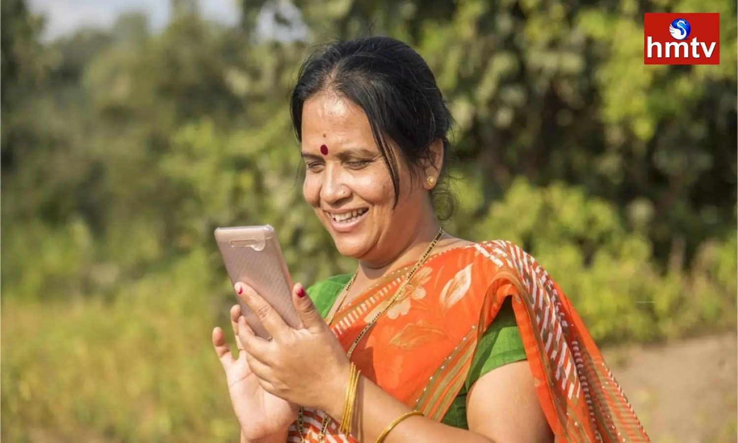 Free smartphone for women in Rajasthan 3 years free calling internet facility