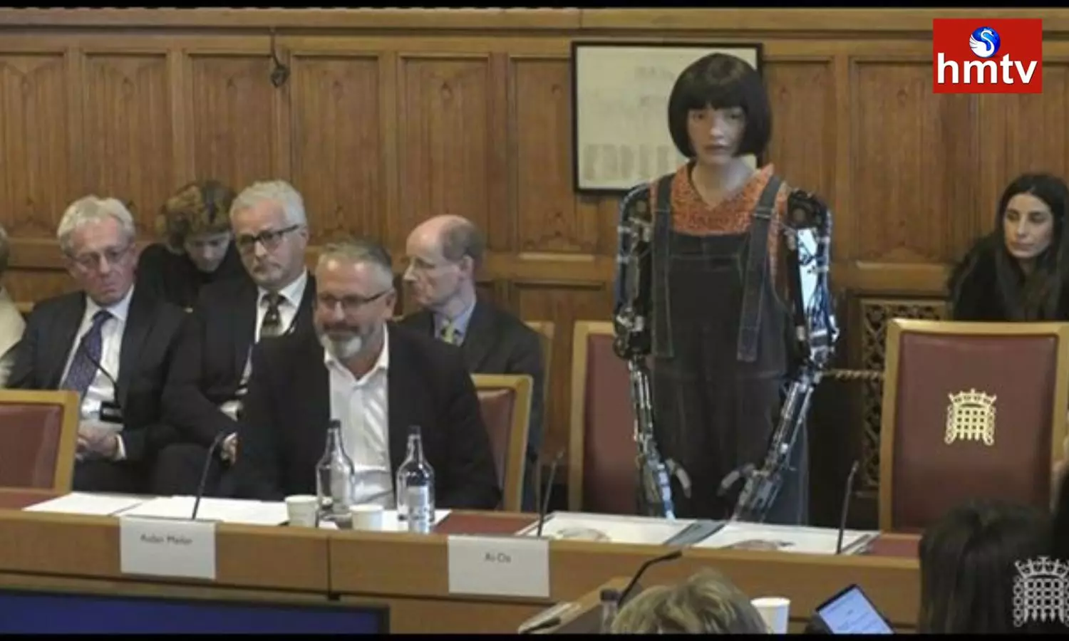 First Humanoid Robot Speaks at UK Parliament