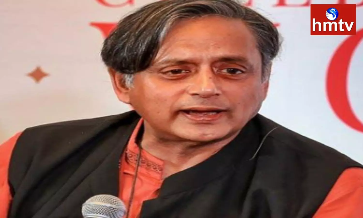 Shashi Tharoor Casts His Vote in Kerala