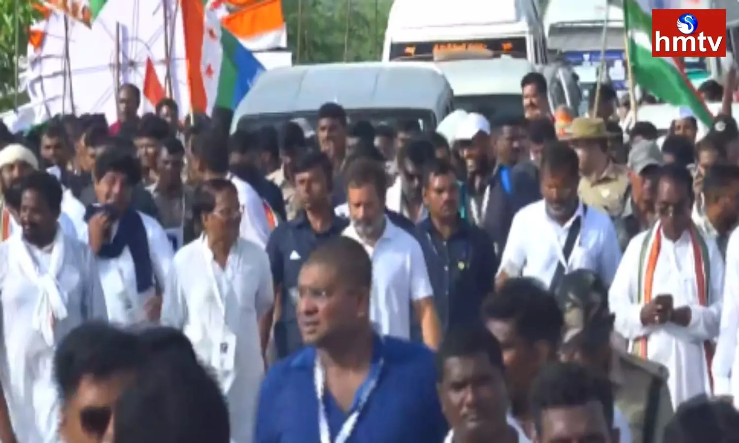 Rahul Padayatra Entered in Kurnool District