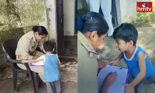 3-Year-Old Boy Goes to Police Station to Complain Against Mother for Scolding Him in Burhanpur 3-Year-Old Boy Goes to Police Station to Complain Against Mother for Scolding Him in Burhanpur