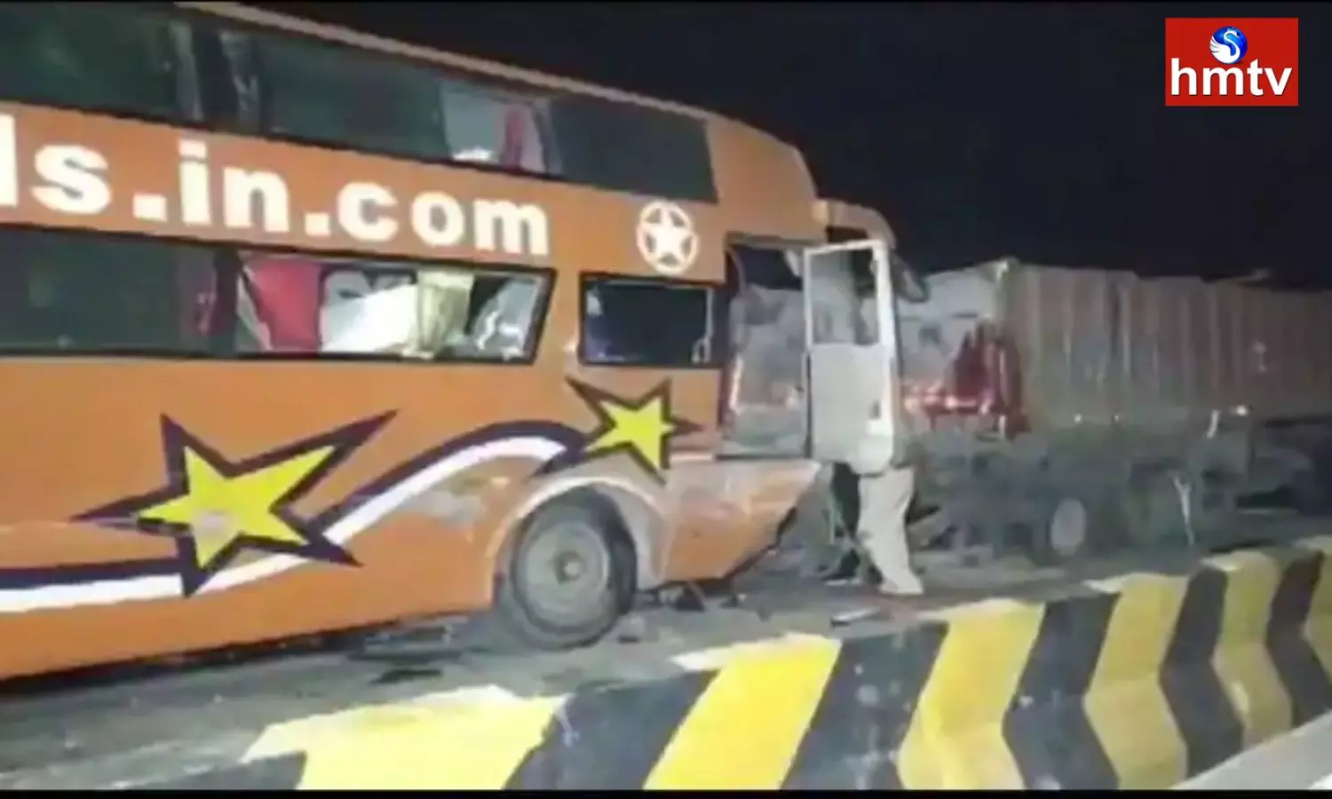 Bus Accident in Madhya Pradesh | Telugu News