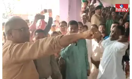 Chhattisgarh CM Bhupesh Baghel Gets Whipped as Part of Gauri-Gaura Puja