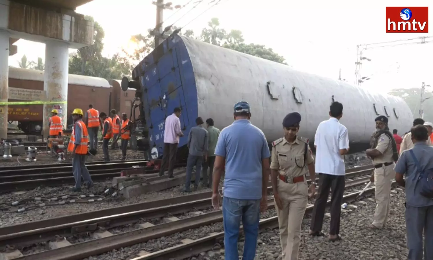 goods train derailed near rajahmundry railway station