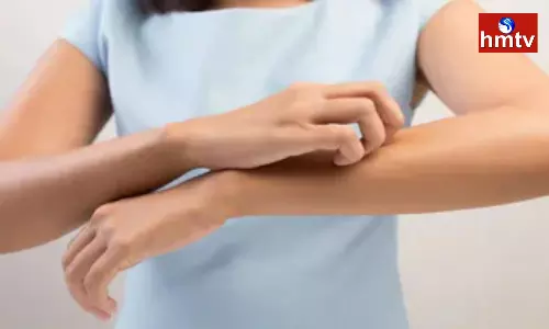 These symptoms appear on the skin if the blood sugar level increases