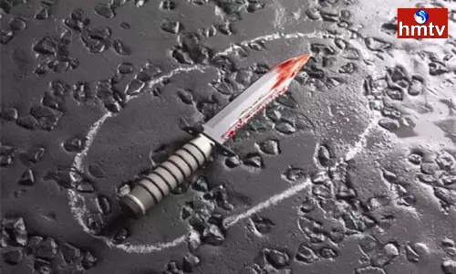 Husband attacked Wife With Knife in Anantapur Husband attacked Wife With Knife in Anantapur