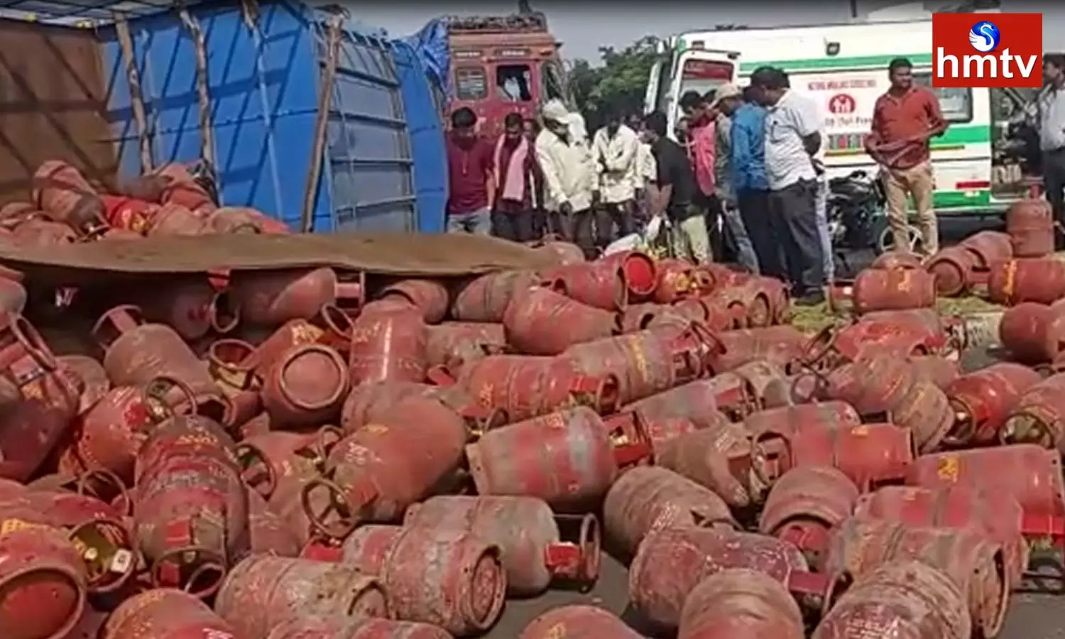 Road Accident In Adilabad | TS News