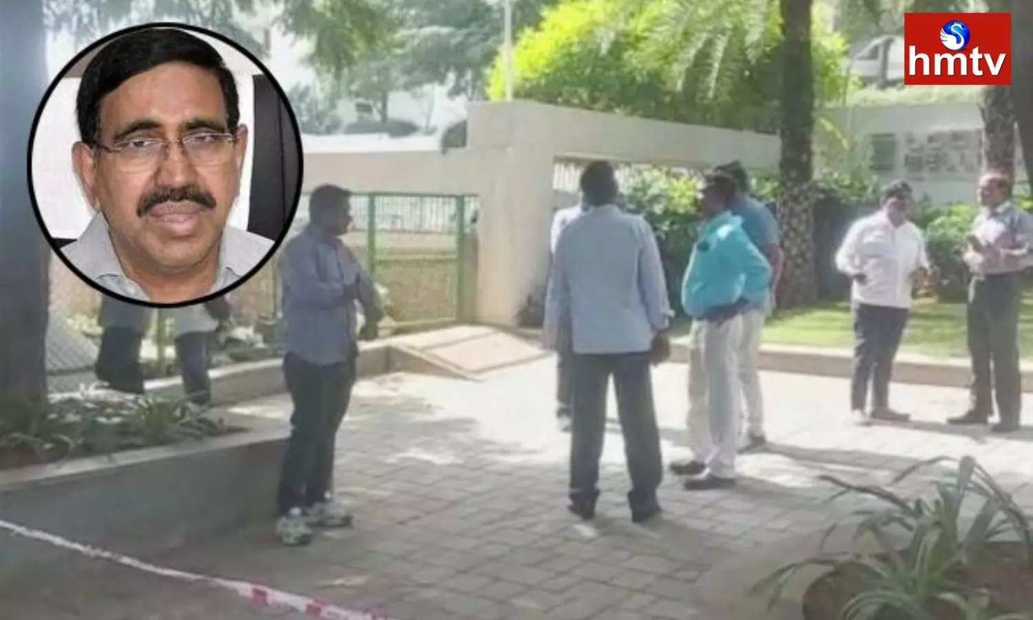 AP CID Questions Former Minister Narayana at his Residence in Hyderabad