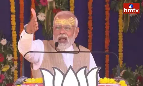 Prime Minister Narendra Modi in Gujarat Election Campaign Prime Minister Narendra Modi in Gujarat Election Campaign