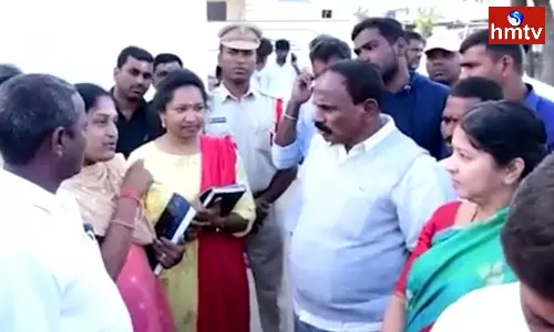 MLA Kale Yadaiah Went to Gadapa Gadapaku and Got to Know the Problems