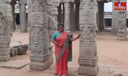 Minister Roja visited the Lepakshi temple