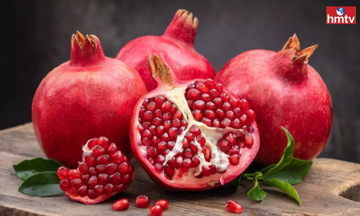 Pomegranate keeps the skin healthy and soft use it like this