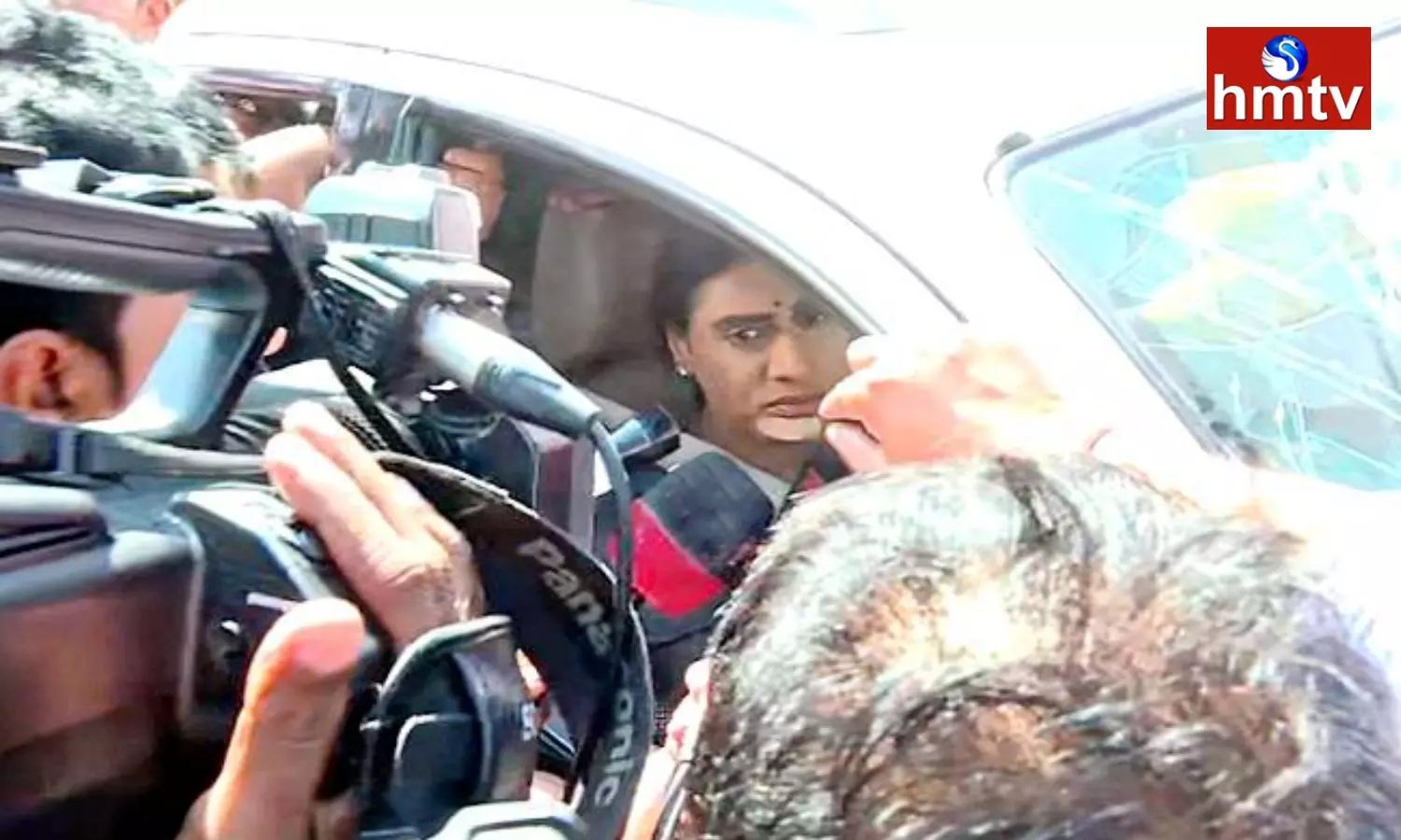 YS Sharmila Arrested in Hyderabad