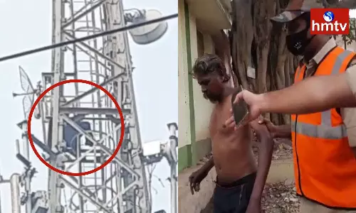 Ignored By The Police The Rickshaw Wala Climbs Up The Cell Tower Ignored By The Police The Rickshaw Wala Climbs Up The Cell Tower
