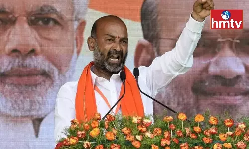 Bandi Sanjay Alleges KCR of Conspiring to Privatise Singareni Bandi Sanjay Alleges KCR of Conspiring to Privatise Singareni